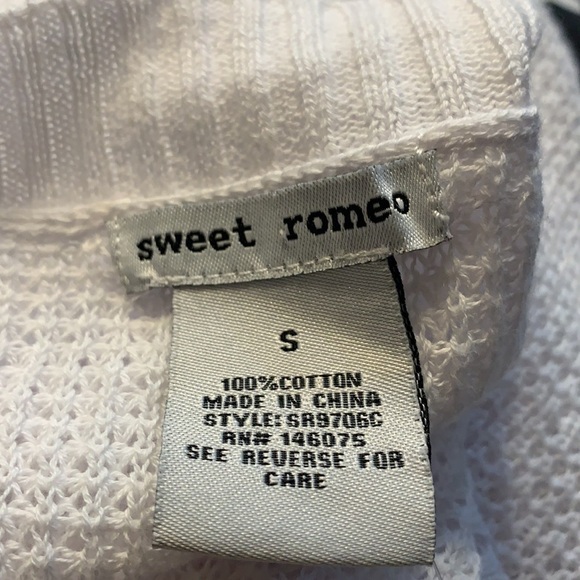 Sweet Romeo sweater top - Picture 5 of 6